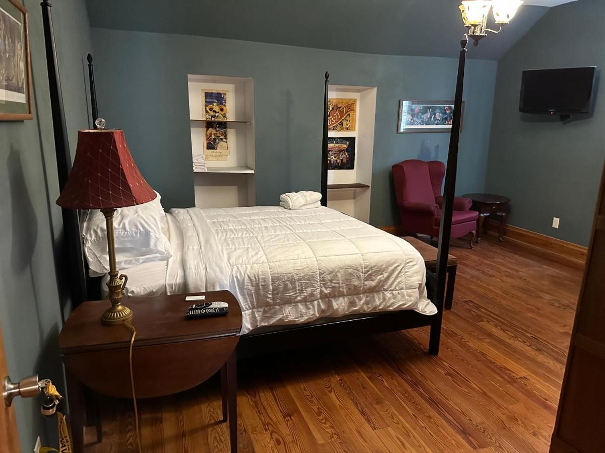 Standard Suite